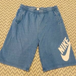 Nike SB Youth Large Blue Skate Shorts – Pull-On Style with Pockets
